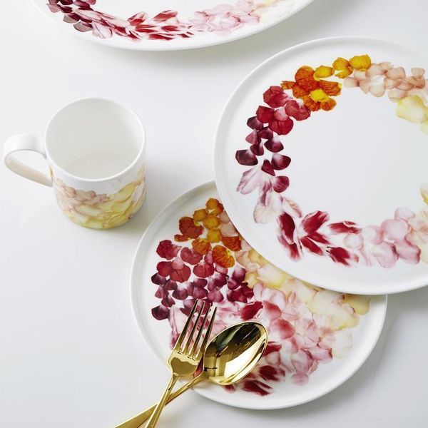 Salad/dessert plate "Petals" TWIG_004618-00333 photo