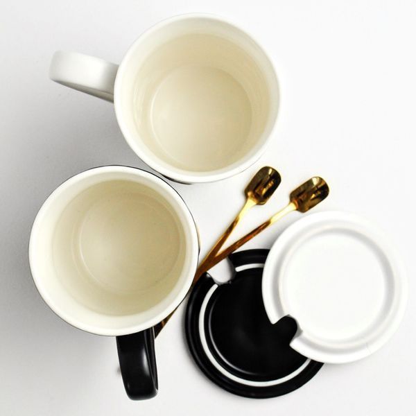 Set of BonaDi Love You 380 ml mugs with lid, 2 pieces, porcelain with spoon. BonaDi927-220 photo