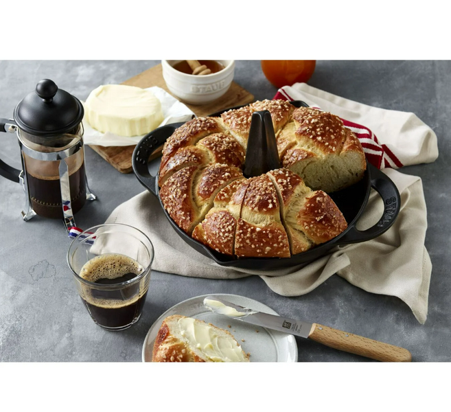 Форма для запекания курицы и хлеба Staub Cast Iron 22 см черная Staub1200023 фото