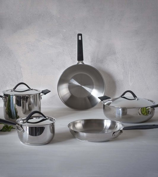 4.6 liter Barazzoni 33 Carati Inox pot with lid. Barazzoni170101020 photo