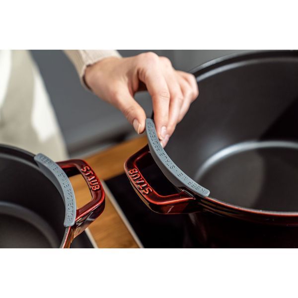 Staub Stackable 4-piece Bordeaux Cookware Set LEGOURMET14552687 photo