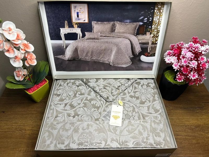 Jacquard Bedspread Diamond Cobel Euro Maxi 240x260 cm with 2 Pillowcases 50x70 cm, 100% Cotton, Beige Gobel-V-2-4PC-Bej photo