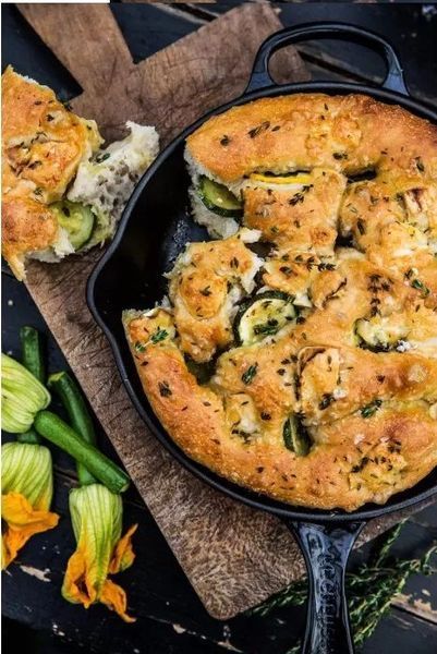 Le Creuset Signature 20 cm black frying pan. Le Creuset20182200000422 photo