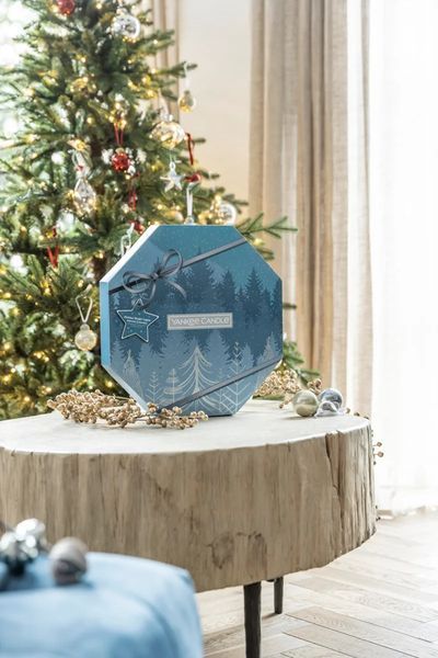 Адвент-календар на 24 свечи Yankee Candle Yankee_Candle_1738653E_820 фото