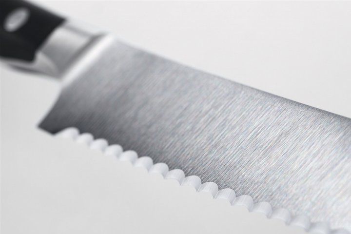 Bread knife W&uuml;sthof Classic Ikon 20 cm black. W&uuml;sthof1040331020 photo