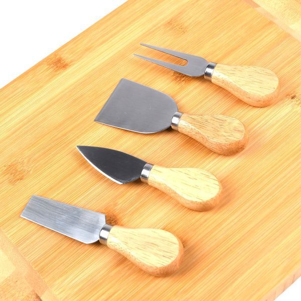 Bamboo cheese board with a set of knives 83090001 photo