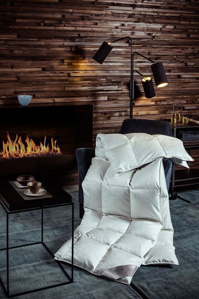 Одеяло гагачий пух в шелке Hefel Eiderdown (GD) Всесезонное HefelD24650GDKS фото