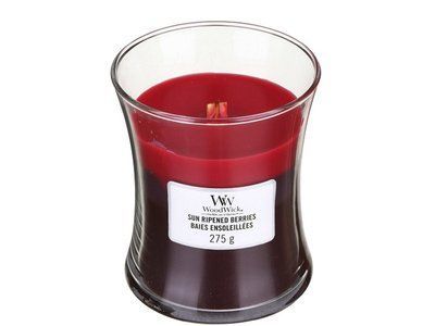 Aromatic candle with a three-layer fragrance Woodwick Medium Trilogy Sun Ripened Berries 275 g Woodwick_92972E photo