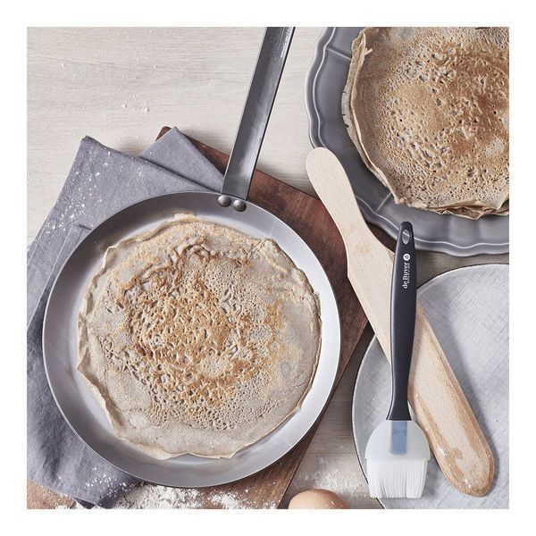 De Buyer Mineral B Element 26 cm Pancake Pan with spatula and brush. De Buyer5615.01 photo