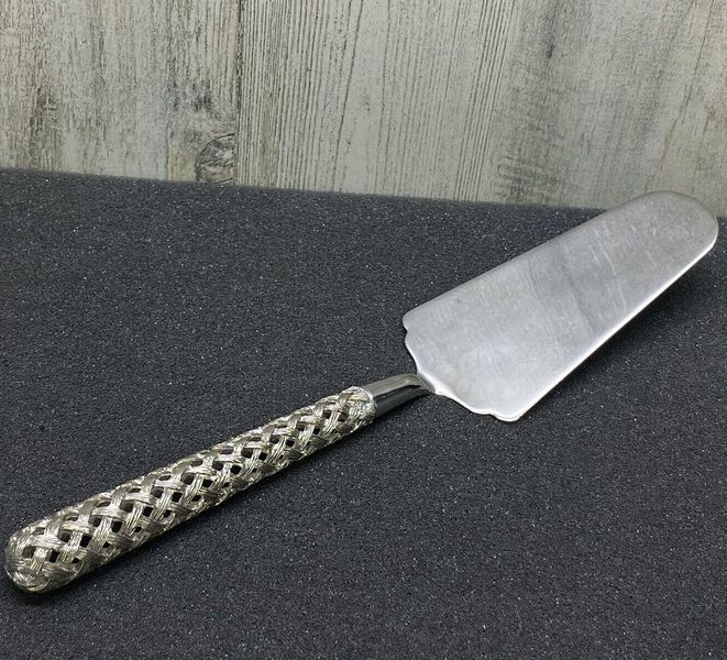 Срібна лопатка для торта "Косичка"" L_OBJET_CU3530 фото