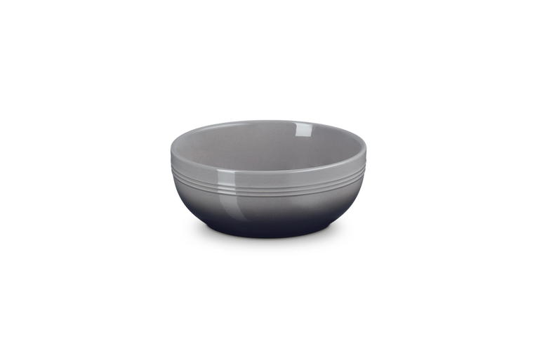 Le Creuset Coupe 16-piece dining set for 4 people. Le Creusetle_dinnerware_set_m photo