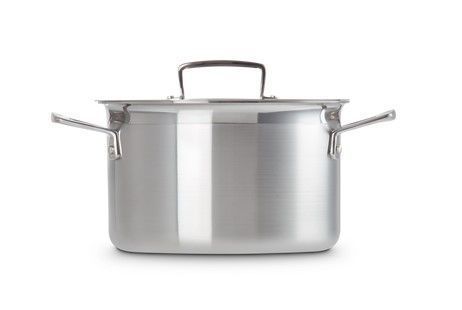Le Creuset 3-PLY 2.3 liter saucepan with lid. Le Creuset96200624001000 photo