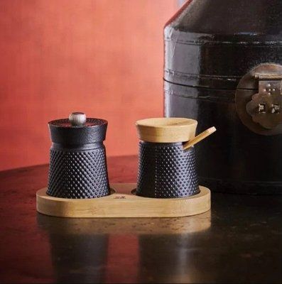 Set of pepper and salt mills with a stand Peugeot Bali. Peugeot39967 photo