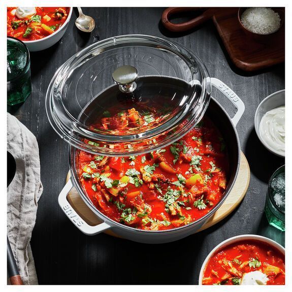 Кастрюля Staub Cast Iron 3,8 л белая со стеклянной крышкой Staub11412402 фото