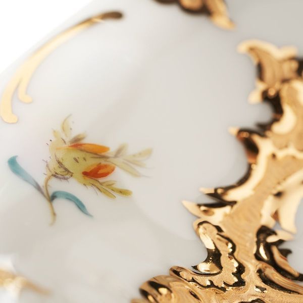 Пиала "B-Form Strewn flowers gold" MEISSEN_010179-15411-1 фото