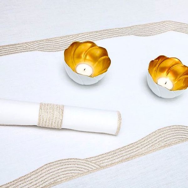 Linen napkin with gold embroidery "Belmont Royal" WEISSFEE_823914 82 photo