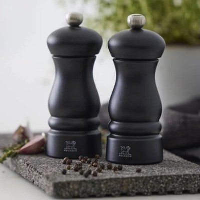 Set of salt and pepper mills Peugeot Clermont 13 cm black. Peugeot2/29593 photo