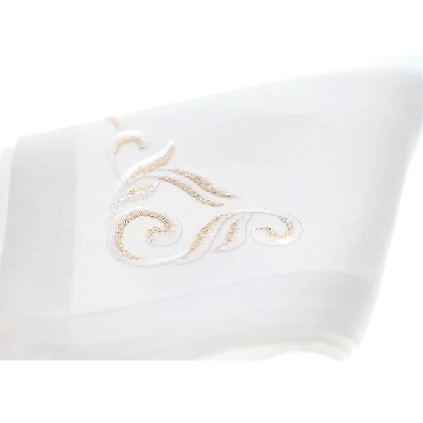 Napkin with embroidery "Montreux" WEISSFEE_825802 24 photo