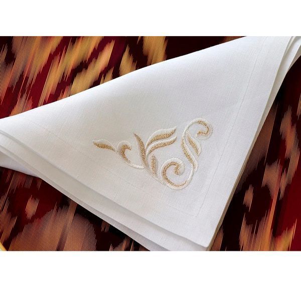 Napkin with embroidery "Montreux" WEISSFEE_825802 24 photo
